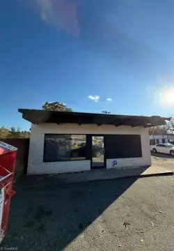 Commercial Property on Bessemer Avenue