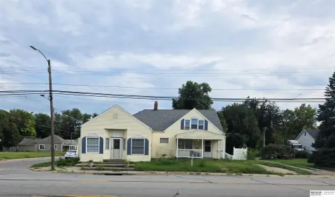 Triplex with Separate Entrances