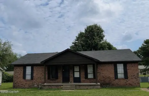 Income-Producing Duplex Near I-40