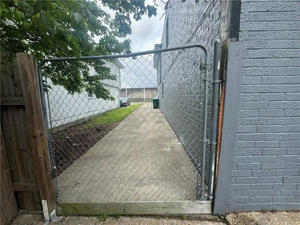 Picture 18