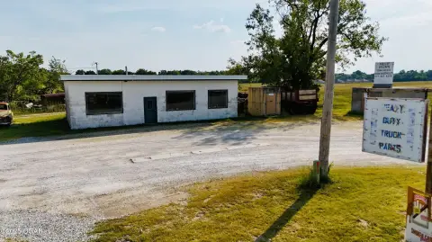 Duenweg Commercial Property For Sale