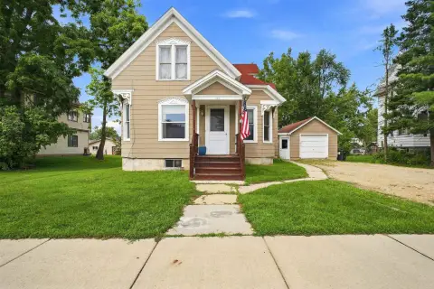 Upper-Lower Duplex with Garage