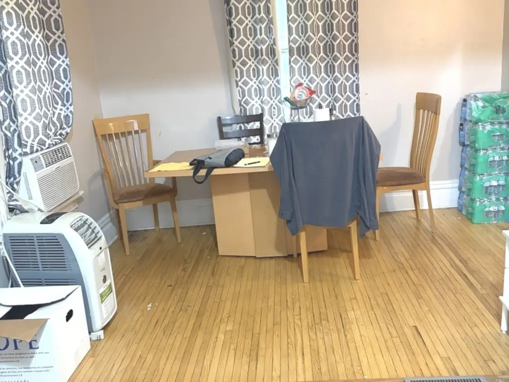 Picture 10