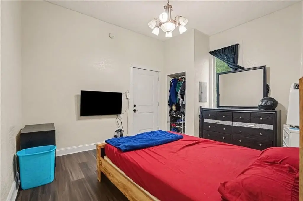 Picture 16
