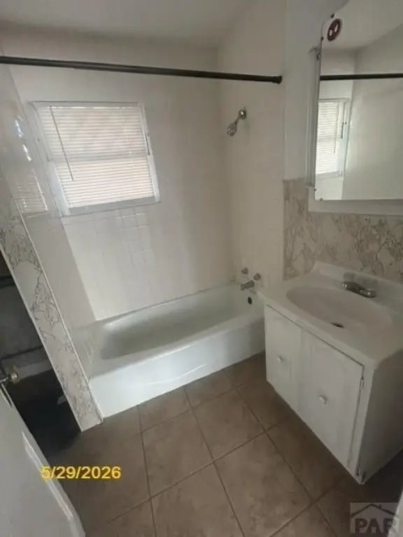 Picture 18