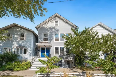 West Town 3-Unit Building