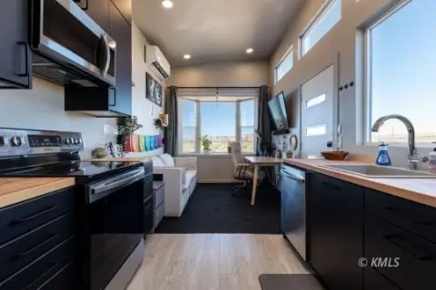 Kanab, UT - 5 Acre Lot