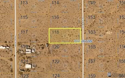 Land in Sun Country Acres