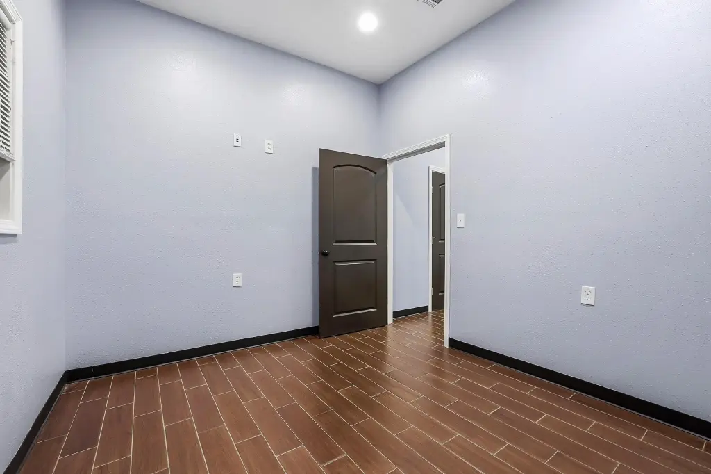 Picture 30