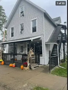 Mixed-Use Triplex with Salon Suite