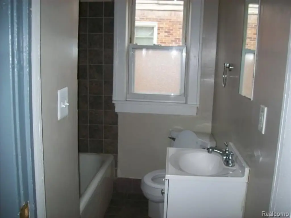 Picture 8