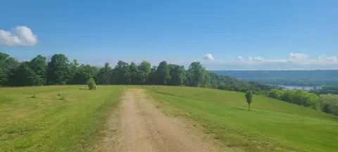 6.69 Acres in Guttenberg, Iowa