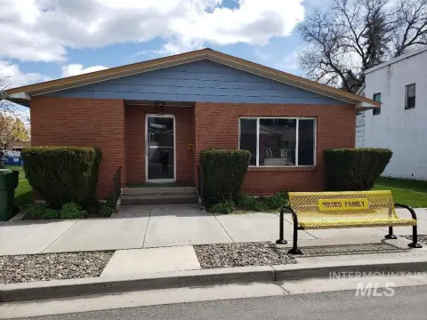 Established Commercial Building on Main