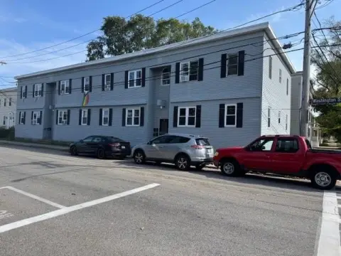Multifamily Investment Opportunity Near Waterfront