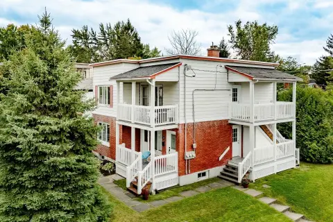 Duplex with Two Spacious Units