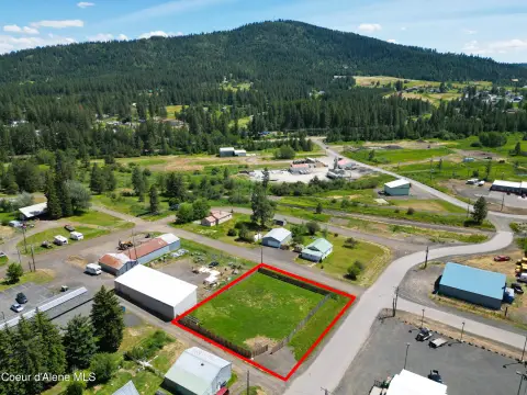 Dual-Use Residential/Commercial Lot