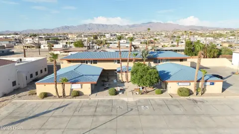 Lake Havasu Avenue Retail Suite