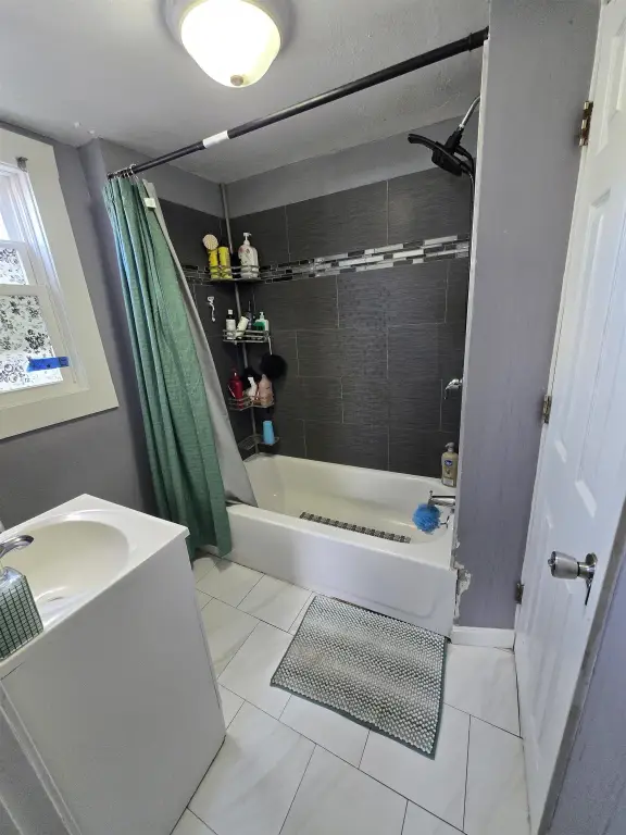 Picture 7