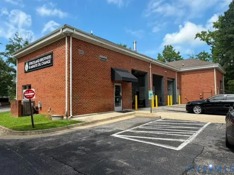 Freestanding Auto Shop Building