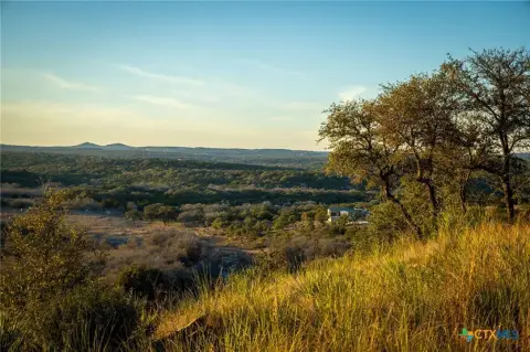 Canyon Lake Land with Views