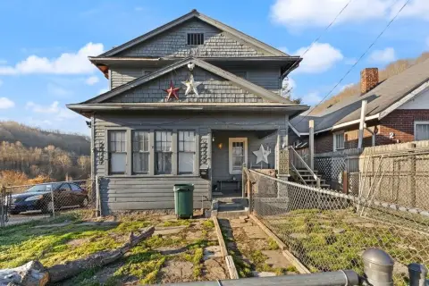 Hazard Multi-Unit Income Property