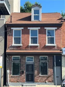 Mixed-Use Building Near Downtown