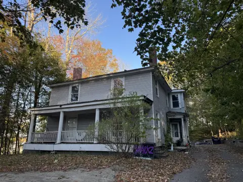 Gardiner Multifamily Property For Sale