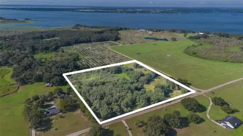 10 Acres of Buildable Land