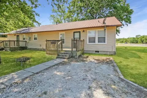 Duplex with Detached Shop