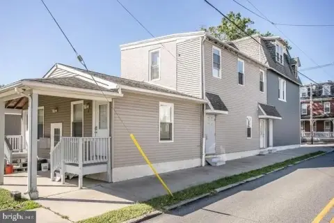 Renovated Five-Unit Apartment Building