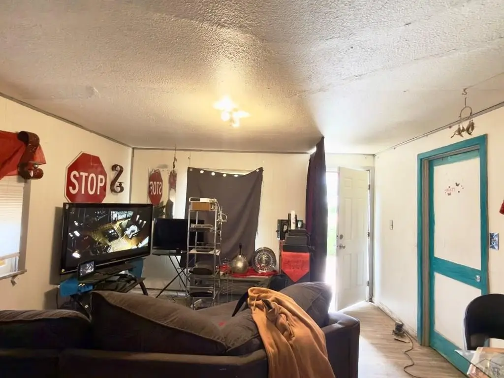 Picture 18