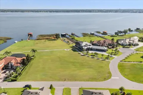 Lakefront Land on Deer Island
