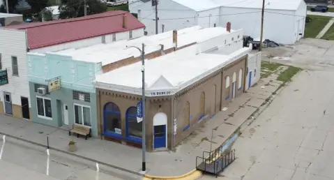 Prime Location Retail Building