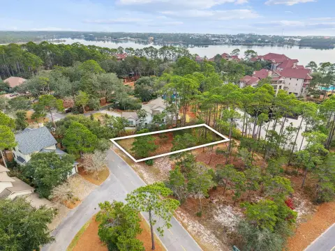 Pond-Front Homesite in Wild Heron