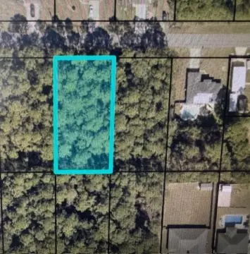 Residential Land in Navarre, Florida