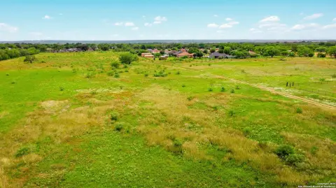 Elmendorf, TX 10-Acre Property