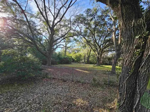 Residential Lot in Seminole Manor