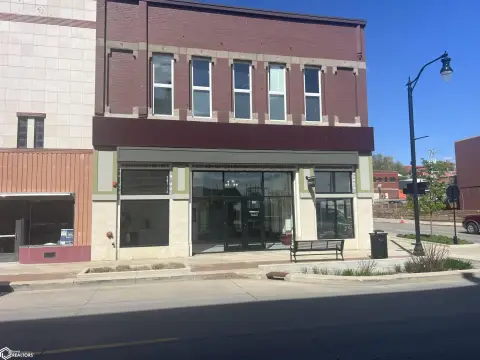 Ottumwa Apartment Building For Sale
