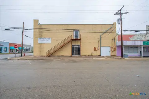 Historic Mixed-Use Building in Copperas Cove