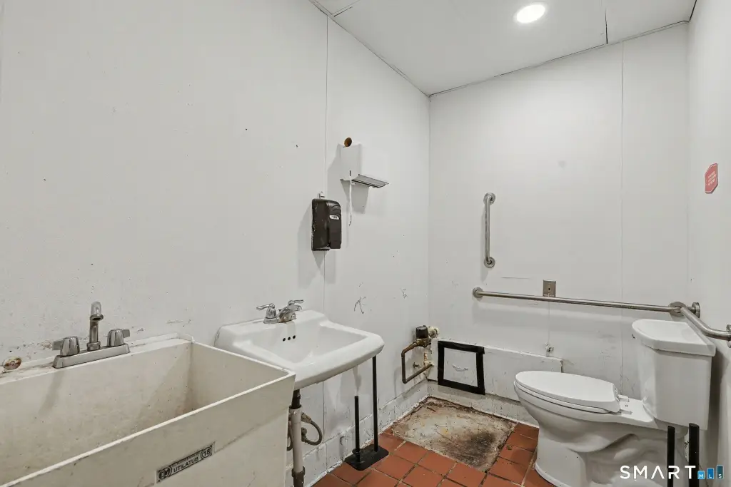 Picture 16