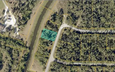 Residential Land in North Port