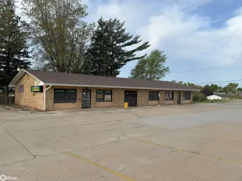 Marshalltown Commercial 4-Plex For Sale
