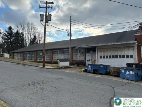 Warehouse Space in Emmaus Boro