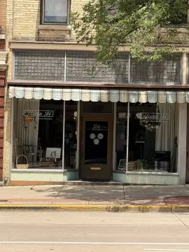 Mixed-Use Storefront with Upper Space