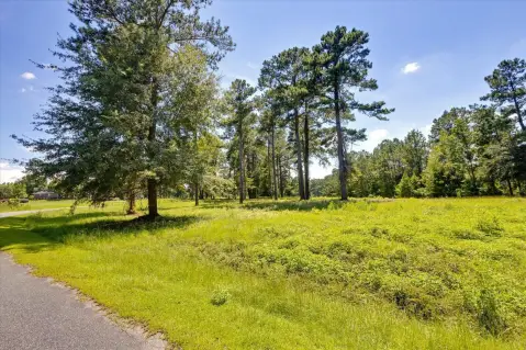 Lake-View Lot in Havana, FL