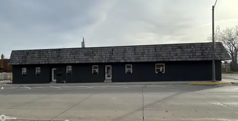 Prime Commercial Property in Algona