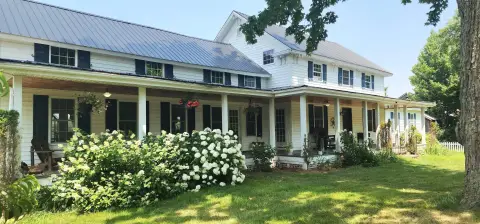 Remodeled Farmhouse on Spacious Lot
