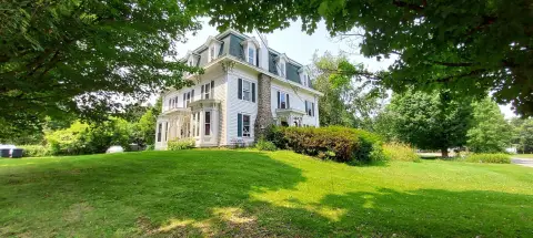 Historic Victorian Apartment Building in Canton