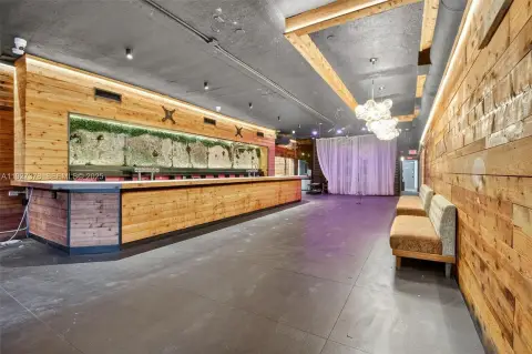 Turnkey Restaurant in Miami Beach