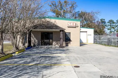 Gonzales Commercial Land and Building